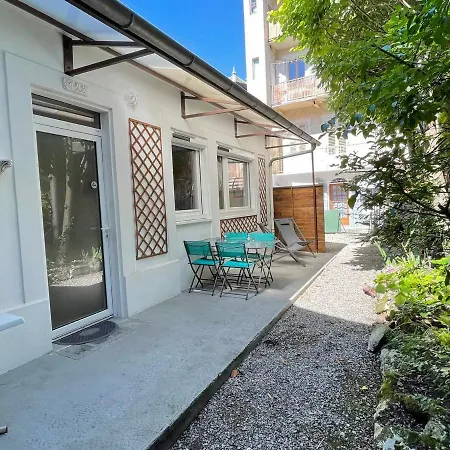 Daire Maisonnette Cosy A Avec Terrasse Et Jardin - Fr-1-555-95 *