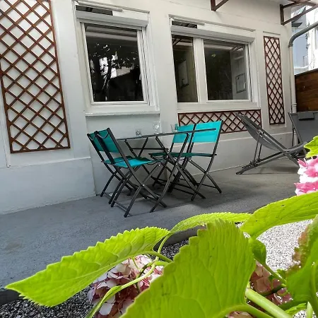 Maisonnette Cosy A Avec Terrasse Et Jardin Appartement