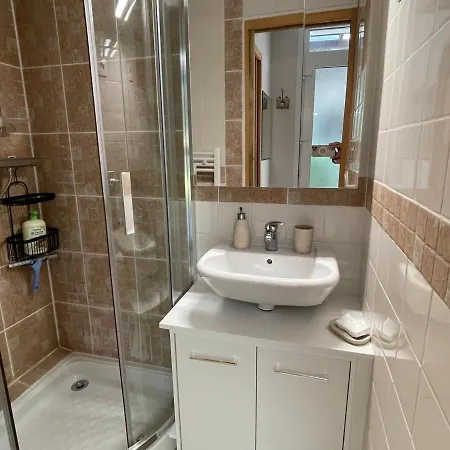 Maisonnette Cosy 3* Avec Terrasse Au Calme, Proche Centre-ville Et Thermes D'aix-les-bains - Fr-1-555-95 Appartement *